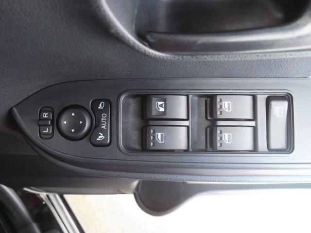 タントＸ　　　純正１０型ナビ　バックカメラ　ＥＴＣ　１年間無料保証ブルートゥース　アイドリングストップ　地デジ　ＵＳＢ接続　ＬＥＤライト　電動パーキングブレーキ　助手席側パワースライドドア　コーナーセンサー　運転席・助手席シートヒーター　キーフリー　前後ドラレコ（三重県）の中古車