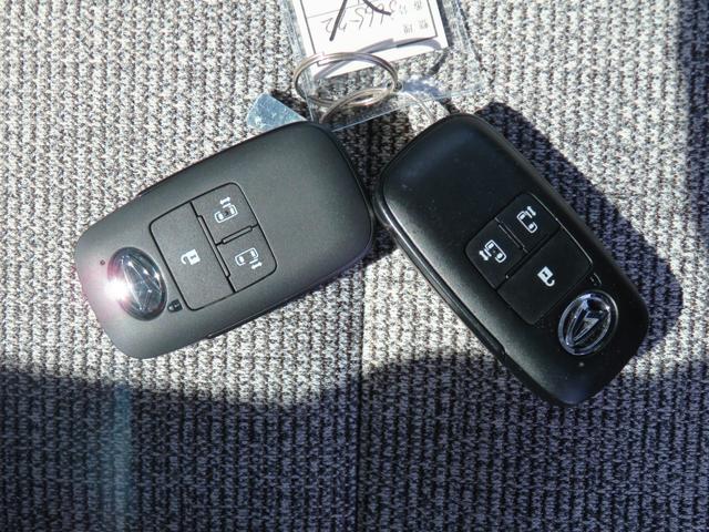 ムーヴキャンバスストライプスＧ　純正１０型ナビ　バックカメラ　１年間無料保証ＢＬＵＥＴＯＯＴＨ　レンタカーアップ　ＥＴＣ　ＵＳＢポート　前後ドライブレコーダー　電動パーキングブレーキ　運転席・助手席シートヒーター　両側パワースライドドア　コーナーセンサー　キーフリー（三重県）の中古車