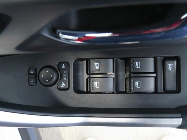 ロッキープレミアムＧ　ＨＥＶ　電動パーキングブレーキ　１年間無料保証電動格納式ドアミラー　ＵＳＢ接続　衝突被害軽減　Ｂｌｕｅｔｏｏｔｈ対応　地デジ　ＬＥＤライト　Ｓヒーター　９型ディスプレイオーディオ　キーフリー　パノラマカメラ　オートエアコン　パワーウィンドウ（三重県）の中古車