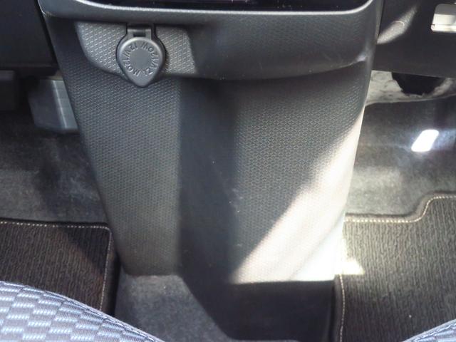 タントカスタムＲＳ　　　純正７型ナビ　バックカメラ　１年間無料保証両側パワスライドドア　レーンキープＡ　ＩＳＴＯＰ　地デジ　ＢＴ対応　オートＬＥＤ　ＤＶＤ　前後ドラレコ　キーフリー　運転席・助手席シートヒータ　電動パーキングブレーキ　コーナーセンサー　オートエアコン（三重県）の中古車