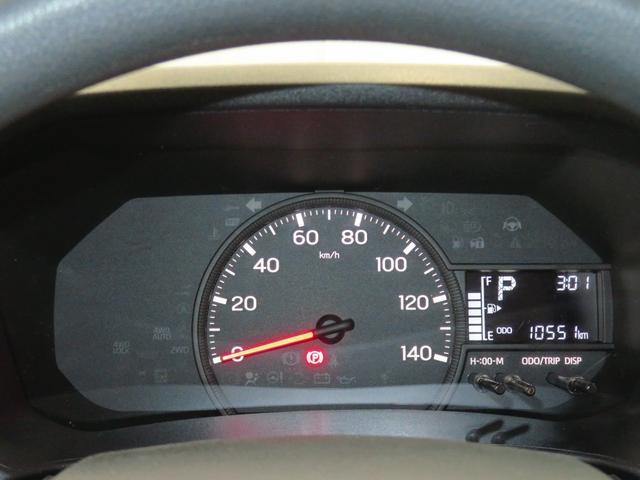 ハイゼットカーゴDX 2WD CVT キーレスエントリー 1年間無料保証安全ボディ 展示車 エコアイドル オートライト 記録簿 レーンアシスト 両席エアバッグ ワンオーナー ABS マニュアルエアコン コーナーセンサー パワーウィンドウ レベリング AM/FMラジオ(三重県)の中古車