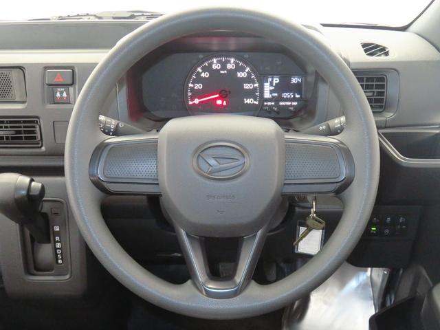 ハイゼットカーゴDX 2WD CVT キーレスエントリー 1年間無料保証安全ボディ 展示車 エコアイドル オートライト 記録簿 レーンアシスト 両席エアバッグ ワンオーナー ABS マニュアルエアコン コーナーセンサー パワーウィンドウ レベリング AM/FMラジオ(三重県)の中古車