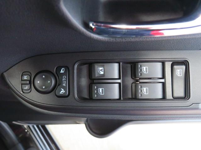 タントカスタムX 電動パーキングブレーキ 1年間無料保証衝突軽減ブレーキ コーナーセンサー アイドリングストップ 盗難警報装置 LED ワンオーナー 前席シートヒーター キーフリー パノラマカメラ 両側パワースライドドア コーナーセンサー オートエアコン(三重県)の中古車