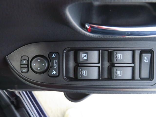 タントカスタムX 9型ディスプレイオーディオ 1年間無料保証衝突軽減ブレーキ コーナーセンサー Bluetooth Bカメラ TV 盗難警報装置 LED ワンオーナー キーフリー 運転席・助手席シートヒーター 電動パーキングブレーキ 両側パワースライドドア(三重県)の中古車