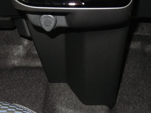 タントカスタムＸ　届出済未使用車　バックカメラ　１年間無料保証衝突軽減ブレーキ　コーナーセンサー　アイドリングストップ　盗難警報装置　ＬＥＤヘッド　ワンオーナー　前席シートヒーター　電動格納ミラー　両側パワースライドドア　キーフリー　電動パーキングブレーキ（三重県）の中古車