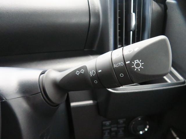 タントカスタムＸ　届出済未使用車　バックカメラ　１年間無料保証衝突軽減ブレーキ　コーナーセンサー　アイドリングストップ　盗難警報装置　ＬＥＤヘッド　ワンオーナー　前席シートヒーター　電動格納ミラー　両側パワースライドドア　キーフリー　電動パーキングブレーキ（三重県）の中古車