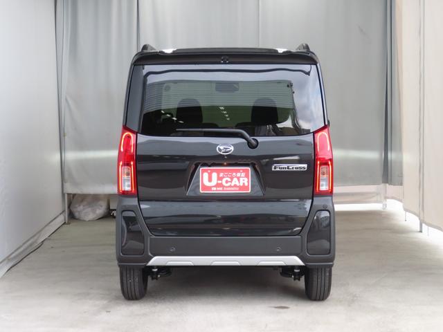 タントファンクロス　　　　　電動パーキングブレーキ　１年間無料保証両側オートドア　パワーウィンドウ　ワンオーナー　レーンキープアシスト　ＬＥＤヘットライト　パノラマカメラ　キーフリー　運転席・助手席シートヒーター　オートエアコン　コーナーセンサー　電動格納ミラー（三重県）の中古車