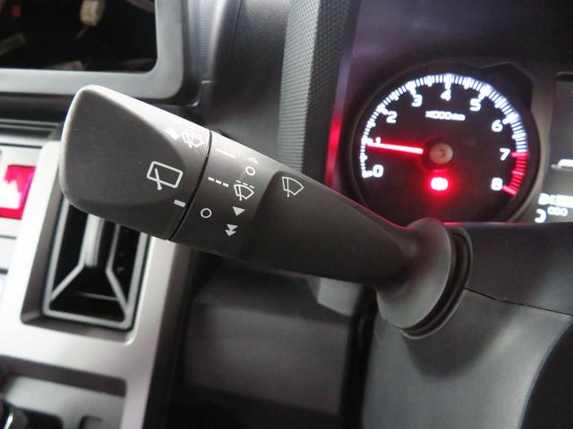 タフトGターボ ダーククロムベンチャー キーフリー 1年間無料保証車線逸脱警報装置 衝突回避支援ブレーキ 運転席・助手席シートヒーター 電動格納ドアミラー LEDヘッド ムーンルーフ Aストップ バックカメラ 電動パーキングブレーキ コーナーセンサー オートエアコン(三重県)の中古車