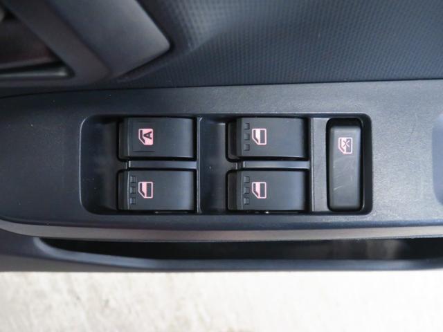 ミライースＬ　ＳＡIII　　　　　　純正ＣＤステレオ　１年間無料保証アイドリングＳＴＯＰ　１オーナ　キ−レス　Ｗエアバッグ　レーンキープアシスト　オートハイビーム　ＡＢＳ　衝突安全ボディ　マニュアルエアコン　コーナーセンサー　パワーウィンドウ　純正フロアマット（三重県）の中古車