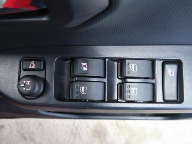 ミライースＸ　ＳＡIII　　　　　　マニュアルエアコン　１年間無料保証盗難防止アラーム　試乗車ＵＰ　衝突回避支援ブレーキ　電格ミラー　レーンキープアシスト　パワーウィンドウ　運転席助手席エアバック　点検記録簿付　１オーナー　ＬＥＤライト　キーレスキー　コーナーセンサー（三重県）の中古車