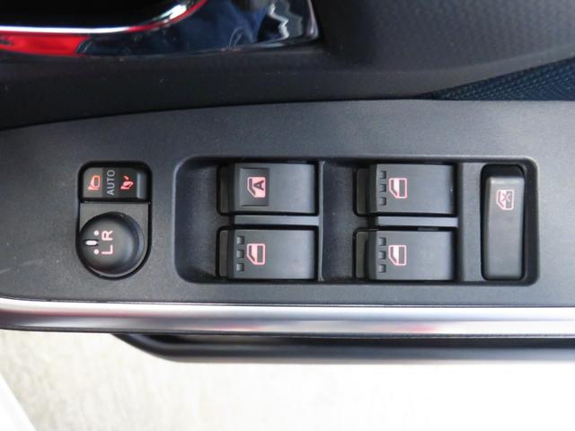 トールカスタムＧ　ターボ　純正７型ナビ　キーフリー　１年間無料保証両側パワスラドア　アダプティブクルーズ　パノラマカメラ　衝突回避支援ブレーキ機能　ＬＥＤライト　Ｉ−ＳＴＯＰ　ＤＶＤ　ＵＳＢ　電動格納ミラー　ブルートゥース　コーナーセンサー　電動パーキングブレーキ（三重県）の中古車