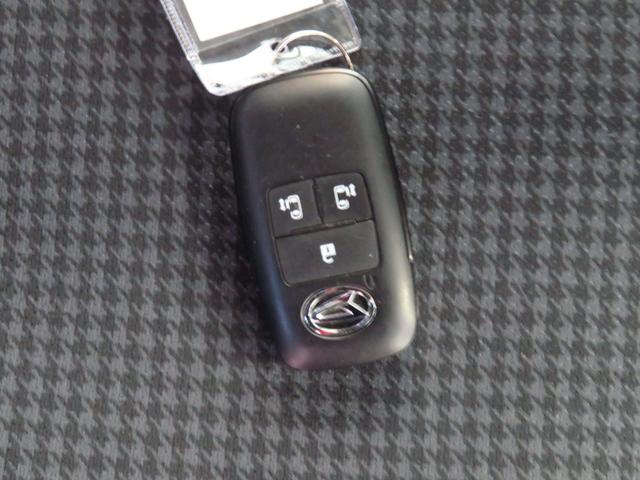 トールカスタムＧ　ターボ　純正７型ナビ　キーフリー　１年間無料保証両側パワスラドア　アダプティブクルーズ　パノラマカメラ　衝突回避支援ブレーキ機能　ＬＥＤライト　Ｉ−ＳＴＯＰ　ＤＶＤ　ＵＳＢ　電動格納ミラー　ブルートゥース　コーナーセンサー　電動パーキングブレーキ（三重県）の中古車