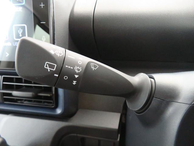 タントＸ　　届出済未使用車　電動パーキングブレーキ　１年間無料保証ブルートゥース　地デジ　電動ミラー　パークアシスト　ＵＳＢ接続　ＬＥＤライト　パノラマカメラ　運転席・助手席シートヒーター　助手席側パワースライドドア　キーフリー　９型ディスプレイオーディオ（三重県）の中古車