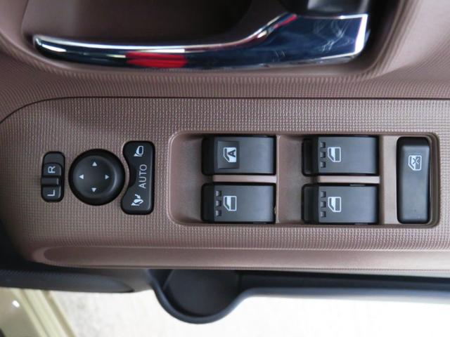 ムーヴキャンバスセオリーＧ　届出済未使用車　コーナーセンサー　１年間無料保証ブルートゥース　ＩＳＴＯＰ　電動格納式ミラー　ＬＥＤヘッド　シートヒータ　両側オートスライドドア　フルセグ　ＵＳＢポート　９型ディスプレイオーディオ　パノラマカメラ　電動パーキングブレーキ　キーフリー（三重県）の中古車