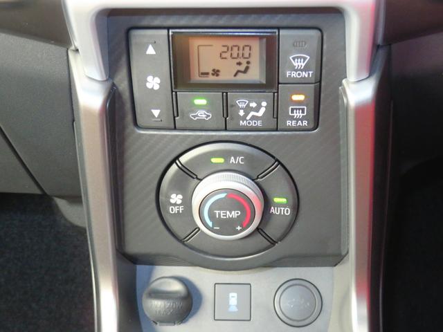 コペンセロ 届出済未使用車 コーナーセンサー 1年間無料保証記録簿 アルミ ワンオーナー車 LEDヘットランプ エアバック ABS 衝突安全ボディ ターボ 運転席・助手席シートヒーター オートライト アイドリングS キーフリー オートエアコン パワーウィンドウ(三重県)の中古車