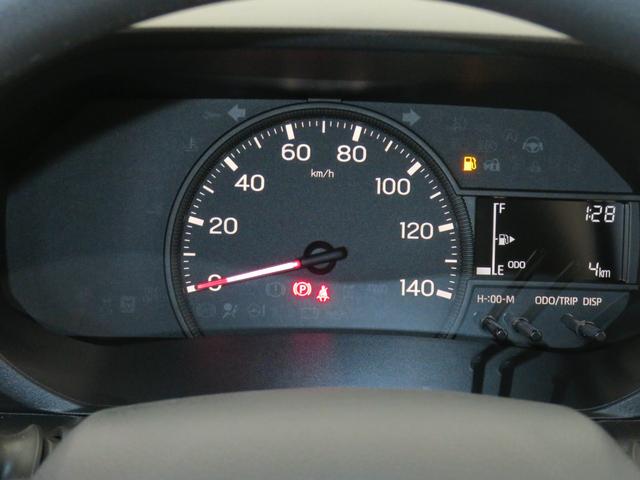 ハイゼットトラックスタンダード　４ＷＤ　５ＭＴ　届出済未使用車　１年間無料保証整備記録簿　ＷエアＢ　車線逸脱警報　リースアップ車両　オートライト　衝突回避支援ブレーキ　パワステ　ＡＢＳ　コーナーセンサー　マニュアルエアコン　ＡＭ／ＦＭラジオ　レベリング　アイドリングストップ（三重県）の中古車