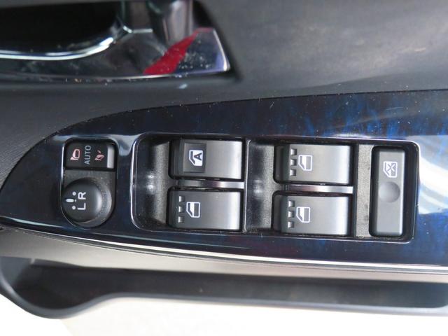 タントカスタムRSトップエディションVS SAIII 4WDターボ付 パノラマカメラ 運転席シートヒータ 前方用ドライブレコーダー フルセグ LEDヘッドライト 両側電動ドア DVD キーフリー 純正7型ナビ Bluetooth対応 オートエアコン USB接続(三重県)の中古車