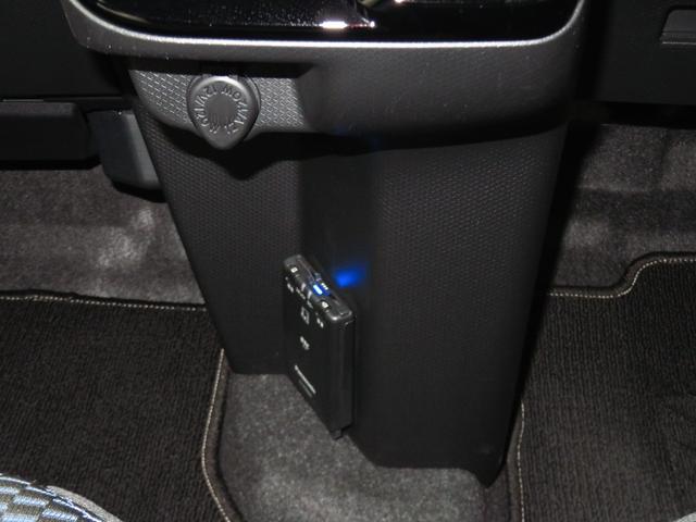 タントカスタムRS ecoIDLE非装着車 ETC 1年間無料保証地デジ BT対応 レンタカーアップ USBポート DVD 純正9型ナビ パノラマカメラ 前後ドラレコ 両側パワースライドドア 電動パーキングブレーキ 運転席・助手席シートヒーター コーナーセンサー(三重県)の中古車