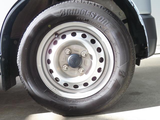 ハイゼットカーゴＤＸ　　　２ＷＤ　ＣＶＴ　マニュアルエアコン　１年間無料保証コーナーセンサー　前方用ドライブレコーダー　安全ボディ　キーレスキー　エコアイドル　ハイビームアシスト　オートライト　記録簿　ワンオーナー　ＡＢＳ　パワーウィンドウ　レベリング　ＡＭ／ＦＭラジオ（三重県）の中古車