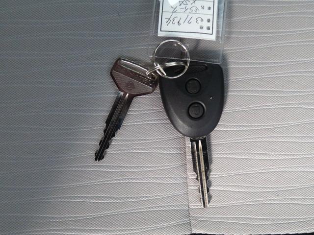 ミライースＸ　ＳＡIII　　　　　マニュアルエアコン　１年間無料保証盗難防止アラーム　試乗車ＵＰ　衝突回避支援ブレーキ機能　コーナーセンサー　電格ミラ　レーンキープアシスト　運転席助手席エアバック　点検記録簿付　１オーナー　ＬＥＤライト　キーレスキー　パワーウィンドウ（三重県）の中古車