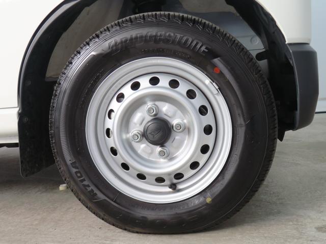 ハイゼットカーゴDX 2WD CVT マニュアルエアコン 1年間無料保証コーナーセンサ 安全ボディ 展示車 キーレスキー 両側スライドドア エコアイドル 記録簿 レーンアシスト 両席エアバッグ ワンオーナー パワーウィンドウ レベリング 純正フロアマット AM/FMラジオ(三重県)の中古車