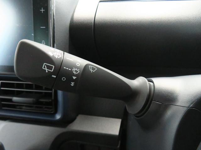 タントＸ　　届出済未使用車　電動パーキングブレーキ　１年間無料保証ブルートゥース　アイドリングストップ　地デジ　電動ミラー　ＵＳＢ接続　ＬＥＤライト　９型ディスプレイオーディオ　パノラマカメラ　キーフリー　運転席・助手席シートヒーター　助手席側パワースライドドア（三重県）の中古車