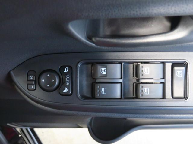 タントＸ　　届出済未使用車　電動パーキングブレーキ　１年間無料保証ブルートゥース　アイドリングストップ　地デジ　電動ミラー　ＵＳＢ接続　ＬＥＤライト　９型ディスプレイオーディオ　パノラマカメラ　キーフリー　運転席・助手席シートヒーター　助手席側パワースライドドア（三重県）の中古車