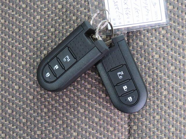 タントX SAIII 純正CDチューナー 1年間無料保証電動格納ドアミラー 両側スライド片側電動 車線逸脱警報 オートライト 衝突安全ボディ オートハイビーム 運転席エアバック ベンチシート ABS キーフリー 運転席シートヒーター オートエアコン(三重県)の中古車