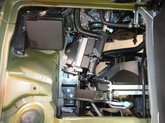 ハイゼットトラックＥＸＴ　　　　届出済未使用車　４ＷＤ　ＣＶＴ　１年間無料保証電動格納式ミラー　アイドリングストップ　誤発進抑制機能　ＬＥＤヘッド　記録簿　荷台作業照明　デフロック　ゲートチェーン　あゆみ板掛け　キーフリー　パワーウィンドウ　マニュアルエアコン　コーナーセンサー（三重県）の中古車