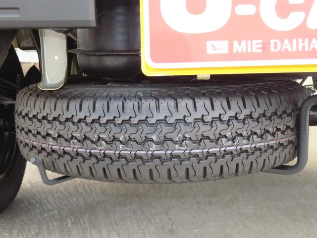 ハイゼットトラックＥＸＴ　　　　届出済未使用車　４ＷＤ　ＣＶＴ　１年間無料保証電動格納式ミラー　アイドリングストップ　誤発進抑制機能　ＬＥＤヘッド　記録簿　荷台作業照明　デフロック　ゲートチェーン　あゆみ板掛け　キーフリー　パワーウィンドウ　マニュアルエアコン　コーナーセンサー（三重県）の中古車