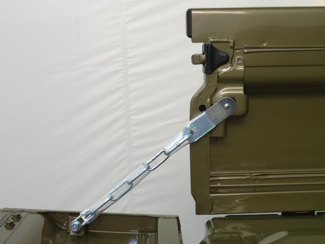 ハイゼットトラックＥＸＴ　　　　届出済未使用車　４ＷＤ　ＣＶＴ　１年間無料保証電動格納式ミラー　アイドリングストップ　誤発進抑制機能　ＬＥＤヘッド　記録簿　荷台作業照明　デフロック　ゲートチェーン　あゆみ板掛け　キーフリー　パワーウィンドウ　マニュアルエアコン　コーナーセンサー（三重県）の中古車