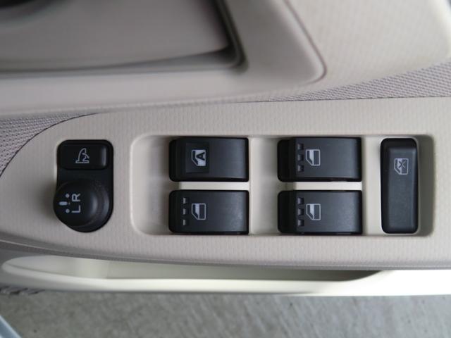 ムーヴL SAIII 純正CDチューナー 1年間無料保証電動格納・電動ミラー 車線逸脱 i−STOP キーレスエントリー Wエアバッグ ハイビームアシスト ABS 衝突安全ボディ 被害軽減ブレーキ マニュアルエアコン パワーウィンドウ 純正フロアマット(三重県)の中古車