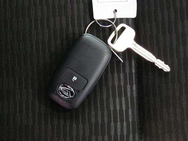 ハイゼットトラックジャンボエクストラ 4WD CVT 1年間無料保証アイドリングストップ 記録簿 ワンオナ LEDライト デフロック 荷台作業照明 ゲートチェーン あゆみ板掛け マニュアルエアコン コーナーセンサー キーフリー パワーウィンドウ 電動格納ミラー(三重県)の中古車