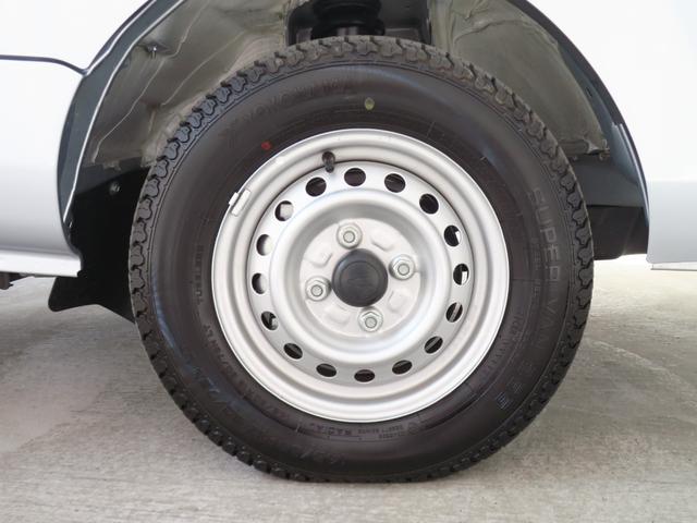 ハイゼットトラックスタンダード 農用スペシャル 4WD CVT 1年間無料保証整備記録簿 誤発進抑制機能 PS ワンオーナー アイドリングストップ デフロック 荷台作業照明 あゆみ板掛け レベリング マニュアルエアコン コーナーセンサー 純正フロアマット AM/FMラジオ(三重県)の中古車