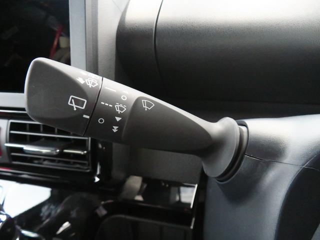 タントカスタムＸ　　　　　　電動パーキングブレーキ　１年間無料保証衝突軽減ブレーキ　コーナーセンサー　アイドリングストップ　　盗難警報装置　ＬＥＤ　ワンオーナー　前席シートヒーター　パノラマカメラ　キーフリー　オートエアコン　両側パワースライドドア　パワーウィンドウ（三重県）の中古車