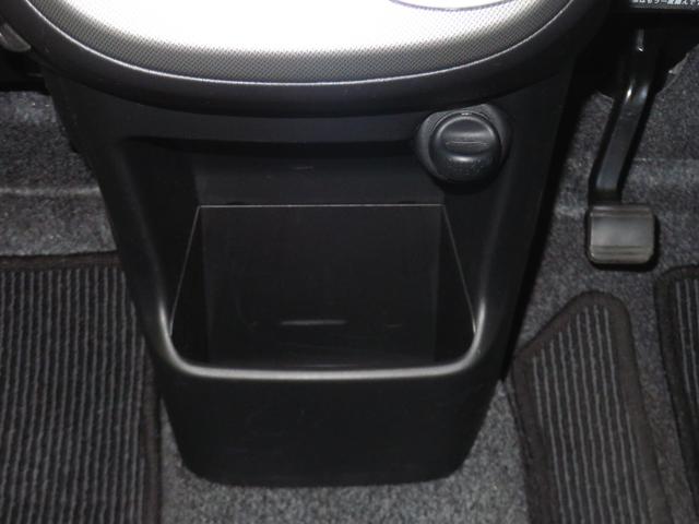 ムーヴカスタム X 7型ナビ オートエアコン 1年間無料保証フルセグ 助手席エアバック LEDランプ 運転席エアバッグ キーフリー プッシュスタート DVD再生 ABS USB接続 パワーウィンドウ 電動格納ミラー 純正フロアマット(三重県)の中古車