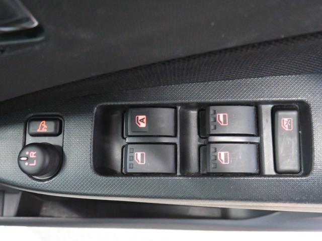 ムーヴカスタム X 7型ナビ オートエアコン 1年間無料保証フルセグ 助手席エアバック LEDランプ 運転席エアバッグ キーフリー プッシュスタート DVD再生 ABS USB接続 パワーウィンドウ 電動格納ミラー 純正フロアマット(三重県)の中古車