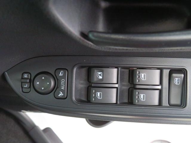 タントＸ　届出済未使用車　バックカメラ　キーフリー　１年間無料保証ブルートゥース　地デジ　電動ミラー　ＵＳＢ接続　ＬＥＤライト　純正９型ディスプレイオーディオ　電動パーキングブレーキ　運転席・助手席シートヒーター　助手席側パワースライドドア　コーナーセンサー（三重県）の中古車