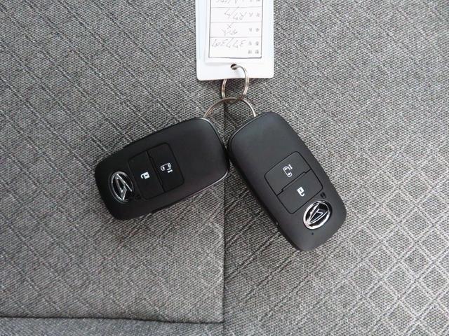 タントＸ　届出済未使用車　バックカメラ　キーフリー　１年間無料保証ブルートゥース　地デジ　電動ミラー　ＵＳＢ接続　ＬＥＤライト　純正９型ディスプレイオーディオ　電動パーキングブレーキ　運転席・助手席シートヒーター　助手席側パワースライドドア　コーナーセンサー（三重県）の中古車