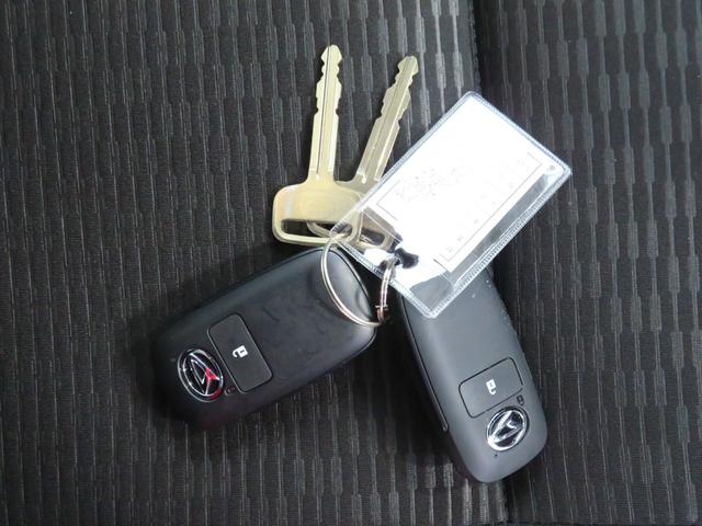 ハイゼットトラックジャンボエクストラ　　　　　　４ＷＤ　ＣＶＴ　１年間無料保証記録簿　ワンオナ　ＬＥＤライト　キーフリー　ゲートチェーン　あゆみ板掛け　デフロック　荷台作業照明　コーナーセンサー　マニュアルエアコン　電動格納ミラー　パワーウィンドウ　アイドリングストップ（三重県）の中古車