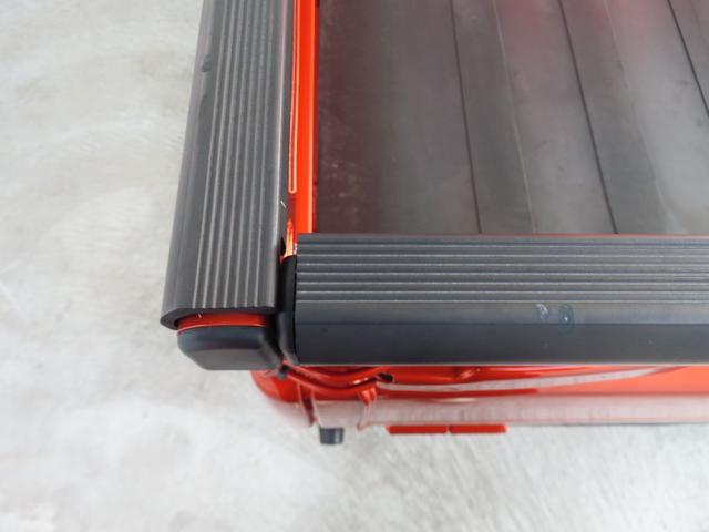 ハイゼットトラックスタンダード　農用スペシャル　４ＷＤ　ＣＶＴ　１年間無料保証記録簿　誤発進抑制機能　ワンオーナー　　デフロック　荷台作業照明　ゲートプロテクター　ゲートチェーン　あゆみ板掛け　キーフリー　マニュアルエアコン　コーナーセンサー　パワーウィンドウ　荷台ゴムマット（三重県）の中古車