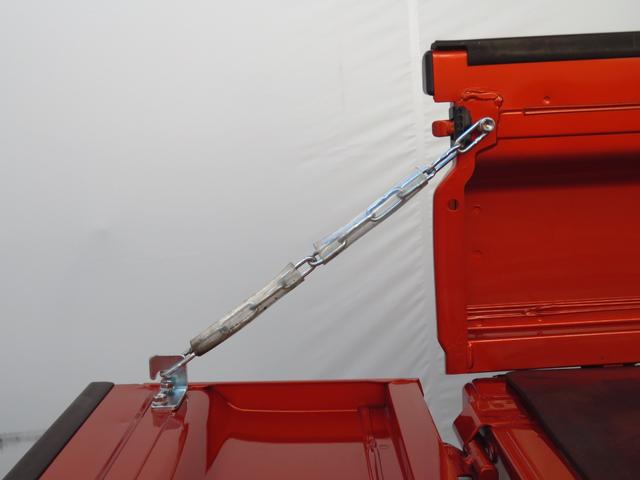 ハイゼットトラックスタンダード　農用スペシャル　４ＷＤ　ＣＶＴ　１年間無料保証記録簿　誤発進抑制機能　ワンオーナー　　デフロック　荷台作業照明　ゲートプロテクター　ゲートチェーン　あゆみ板掛け　キーフリー　マニュアルエアコン　コーナーセンサー　パワーウィンドウ　荷台ゴムマット（三重県）の中古車