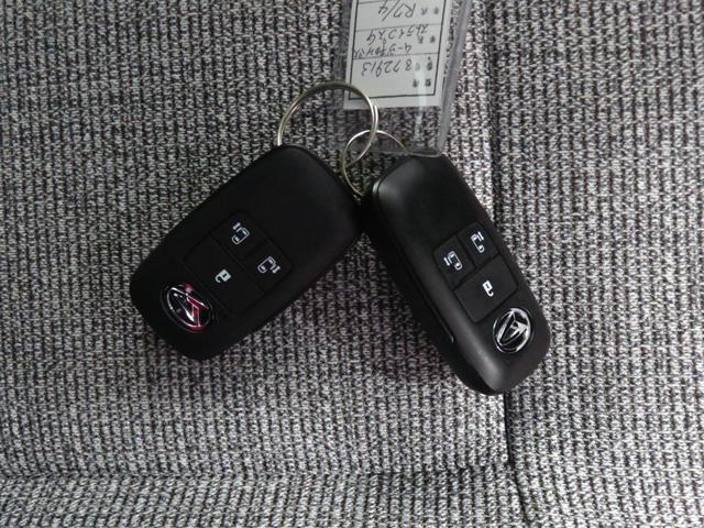 ムーヴキャンバスストライプスG 電動パーキングブレーキ 1年間無料保証アイドルストップ キーフリー ワンオーナー LEDライト 元試乗車 車線逸脱警報 パノラマカメラ 両側パワースライドドア コーナーセンサ 運転席・助手席シートヒーター オートエアコン 純正フロアマット(三重県)の中古車