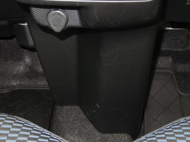 タントカスタムＲＳ　　　　　電動パーキングブレーキ　１年間無料保証２０２６初売り１／４〜　両側パワスライドドア　レーンキープＡ　ＩＳＴＯＰ　元試乗車　ターボ　ＬＥＤライト　１オーナー　バックカメラ　運転席・助手席シートヒーター　コーナーセンサー　オートエアコン（三重県）の中古車