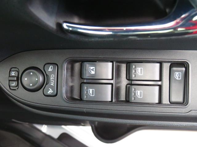 タントカスタムＲＳ　　　　　電動パーキングブレーキ　１年間無料保証２０２６初売り１／４〜　両側パワスライドドア　レーンキープＡ　ＩＳＴＯＰ　元試乗車　ターボ　ＬＥＤライト　１オーナー　バックカメラ　運転席・助手席シートヒーター　コーナーセンサー　オートエアコン（三重県）の中古車