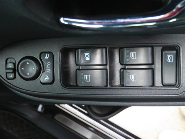 タントカスタムＸ　　純正９型ディスプレイオーディオ　１年間無料保証２０２６初売り１／４〜　衝突軽減ブレーキ　コーナーセンサー　Ｂｌｕｅｔｏｏｔｈ　Ｂカメラ　ＴＶ　ＬＥＤ　ワンオーナー　運転席・助手席シートヒーター　電動パーキングブレーキ　両側パワースライドドア（三重県）の中古車