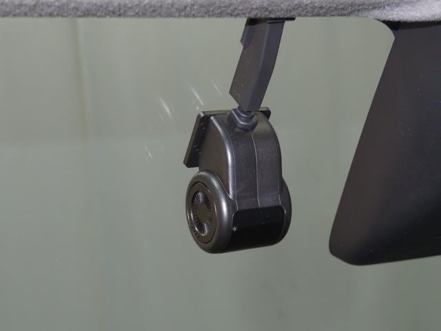 ムーヴＧ　助手席側パワースライドドア　バックカメラ　１年間無料保証衝突被害軽減ブレーキ　前後ドラレコ　電動パーキングブレーキ　純正９型ディスプレイオーディオ　コーナーセンサー　Ｂｌｕｅｔｏｏｔｈ対応　ＨＤＭＩ接続　ワイヤレス充電　ダンディスポーツスタイル　キーフリー（三重県）の中古車