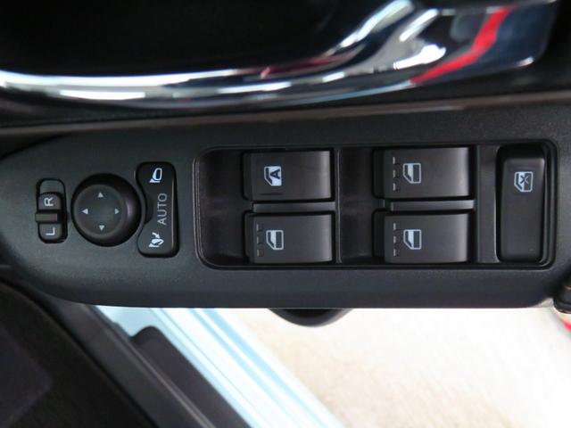 ムーヴＧ　助手席側パワースライドドア　バックカメラ　１年間無料保証衝突被害軽減ブレーキ　コーナーセンサー　純正９型ディスプレイオーディオ　前後ドラレコ　電動パーキングブレーキ　Ｂｌｕｅｔｏｏｔｈ対応　ＨＤＭＩ接続　ワイヤレス充電　キーフリー　ノーブルシックスタイル（三重県）の中古車