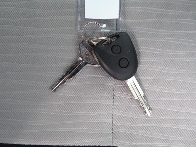 ミライースＸ　ＳＡIII　　　　　　マニュアルエアコン　１年間無料保証盗難防止アラーム　試乗車ＵＰ　衝突回避支援ブレーキ機能　電格ミラー　Ｂカメ　点検記録簿　１オーナー　ＬＥＤライト　ＡＢＳ　コーナーセンサー　キーレスエントリー　パワーウィンドウ　純正フロアマット（三重県）の中古車