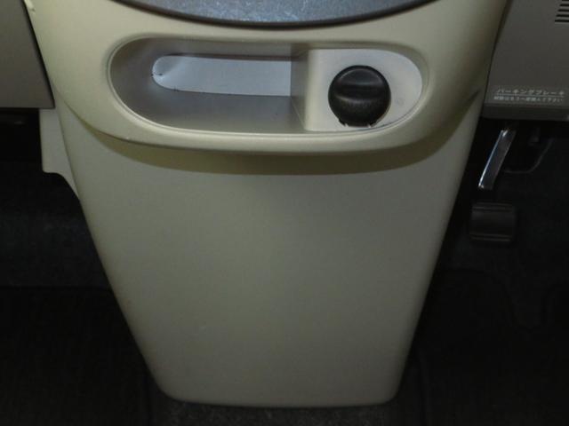 タントＸ　　純正７型ナビ　バックカメラ　キーフリー　１年間無料保証２０２６初売り１／４〜　ブルートゥース　地デジ　運転席助手席エアバック　電動ミラー　アイドルストップ　両側パワースライドドア　ＤＶＤ再生　ＡＢＳ　オートエアコン　純正フロアマット　ＵＳＢ接続（三重県）の中古車